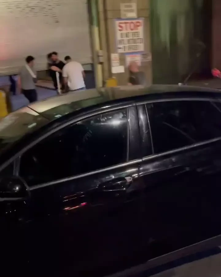 Selem Seleiman celebrates Waseem Awawdehs release from the police station after attacking a Jewish man in New York.mp4_#53